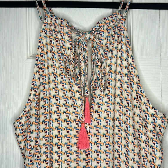 Miss Me Flowy Dress. Size Medium - Picture 7 of 9